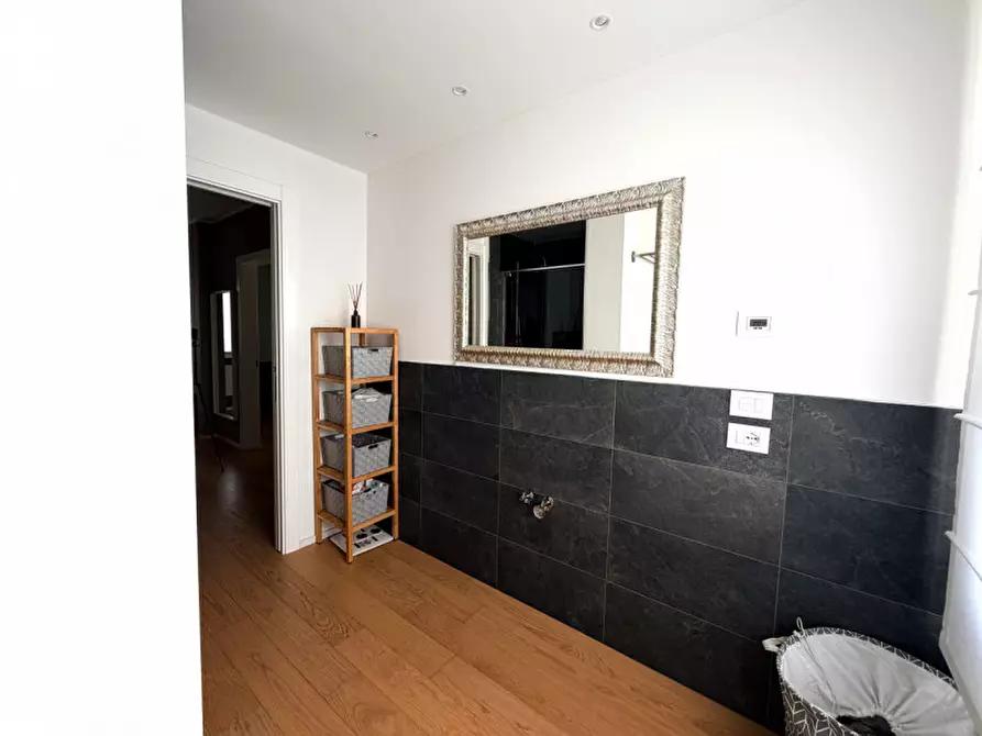 Immagine 22 di Villa in vendita  in Via Galileo Galilei a Albignasego