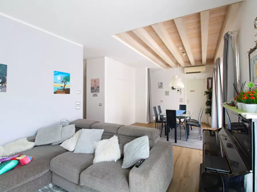 Immagine 5 di Casa trifamiliare in vendita  in Via Venezia a Albignasego