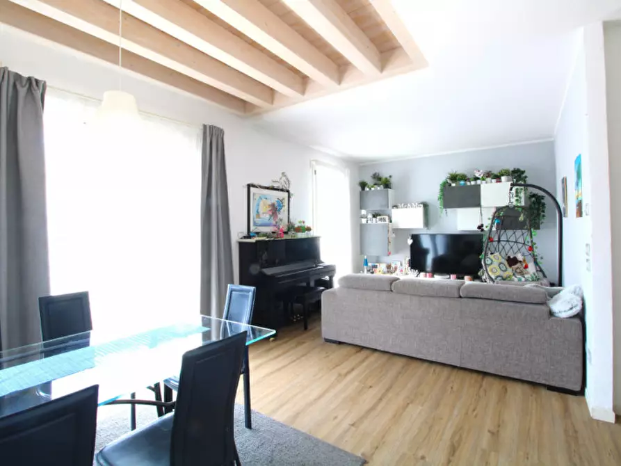 Immagine 10 di Casa trifamiliare in vendita  in Via Venezia a Albignasego