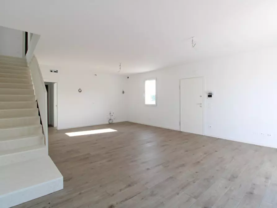 Immagine 10 di Casa trifamiliare in vendita  in Vicolo svevo a Albignasego