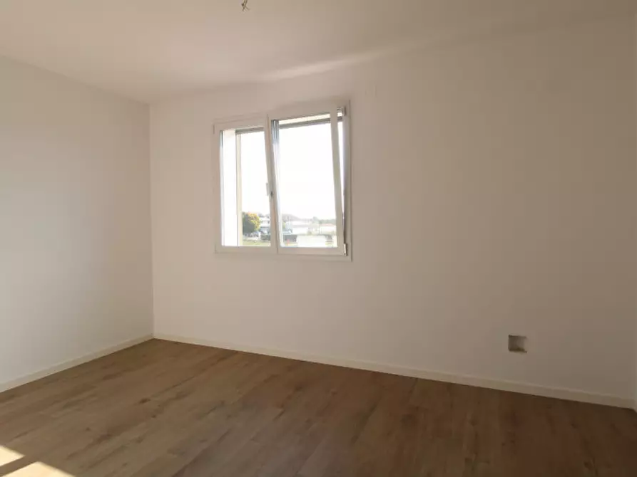 Immagine 19 di Casa trifamiliare in vendita  in Via Guglielmo Marconi a Albignasego