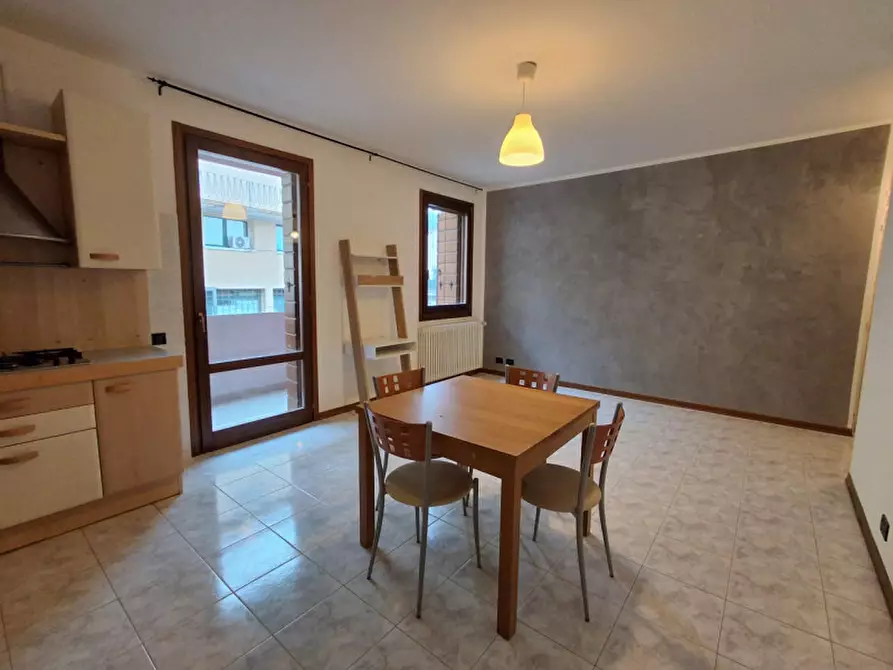 Immagine 4 di Appartamento in affitto  in Via isola verso monte 10 a Monselice