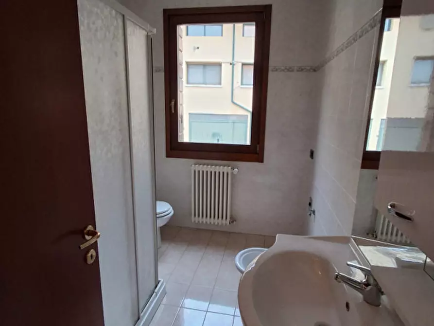 Immagine 19 di Appartamento in affitto  in Via isola verso monte 10 a Monselice