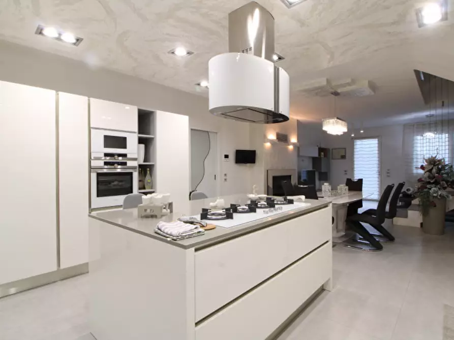 Immagine 7 di Casa bifamiliare in vendita  in via Savellon Molini 40 a Monselice