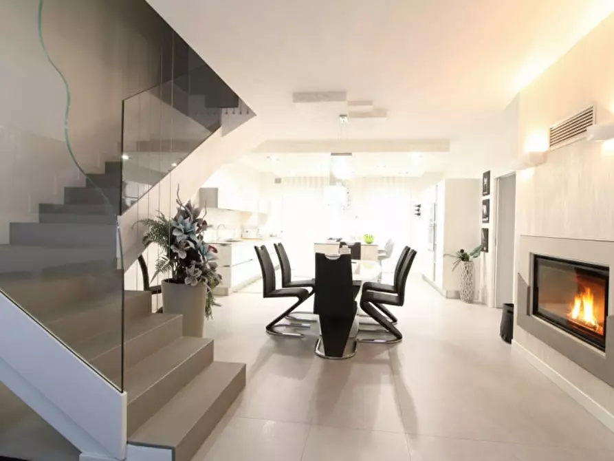 Immagine 11 di Casa bifamiliare in vendita  in via Savellon Molini 40 a Monselice