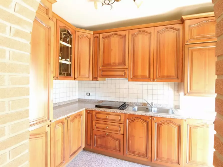 Immagine 6 di Casa bifamiliare in vendita  in Via Savellon 45 a Pernumia