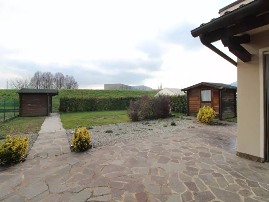 Immagine 19 di Casa bifamiliare in vendita  in Via Savellon 45 a Pernumia