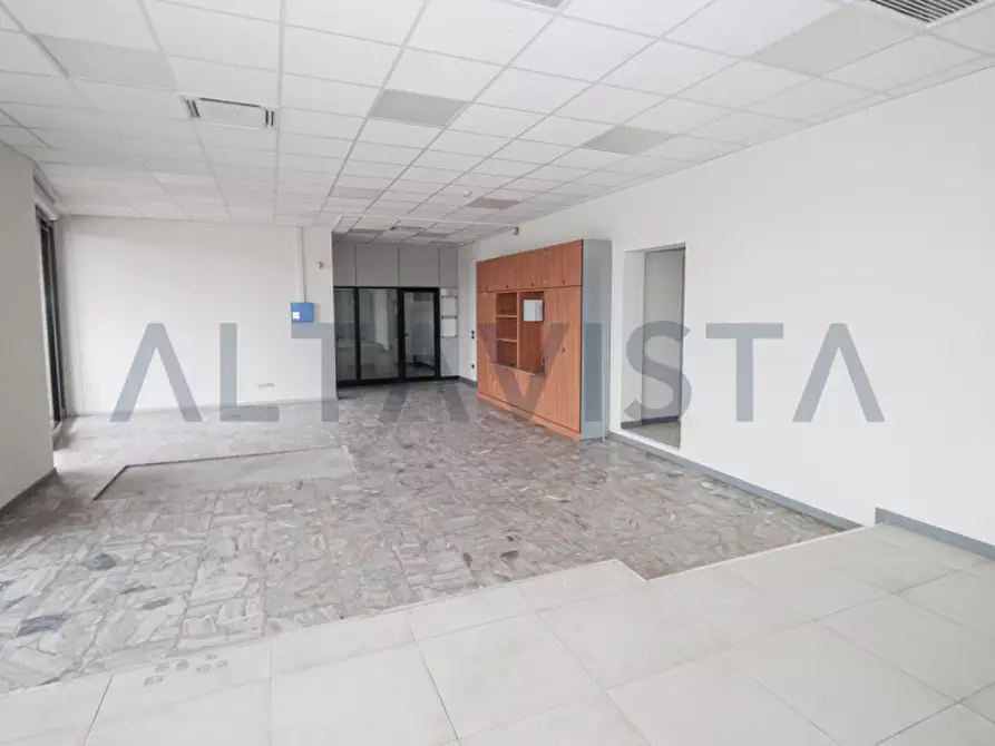 Immagine 5 di Negozio in affitto  in Via Napoleonica a Mazzano