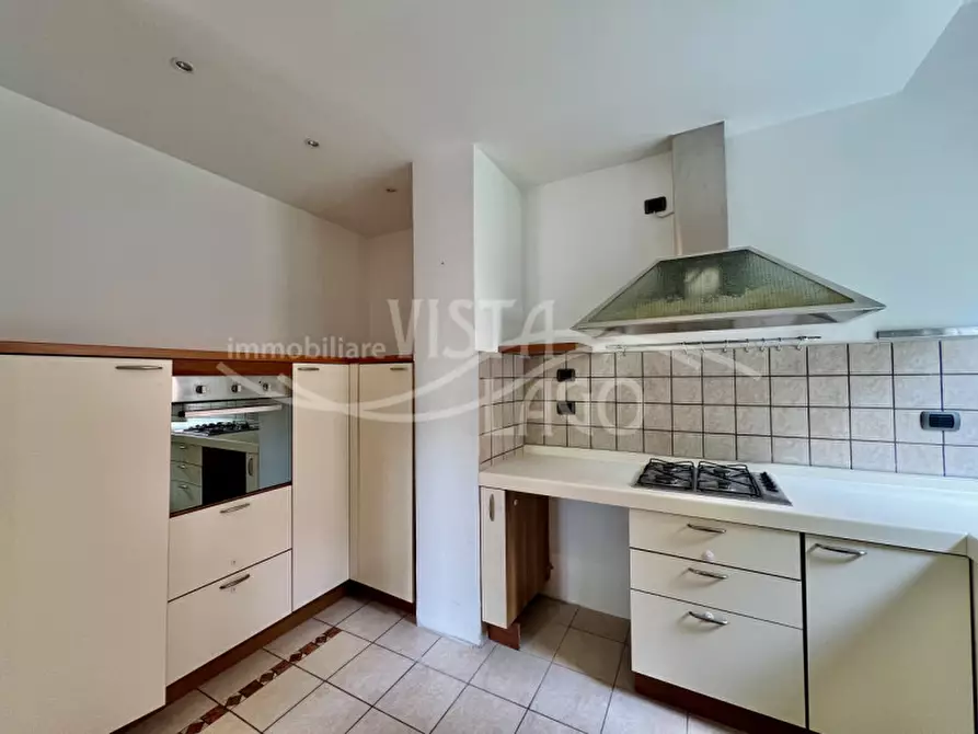 Immagine 12 di Appartamento in affitto  in Via Bellinzona, 17 a Como
