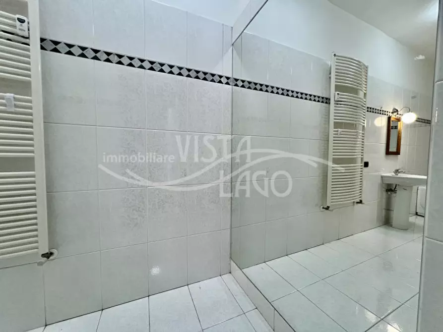 Immagine 23 di Appartamento in affitto  in Via Bellinzona, 17 a Como
