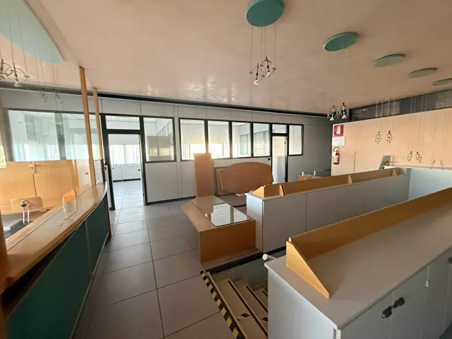 Immagine 2 di Ufficio in affitto  in Via Della Madonnina a Montebelluna