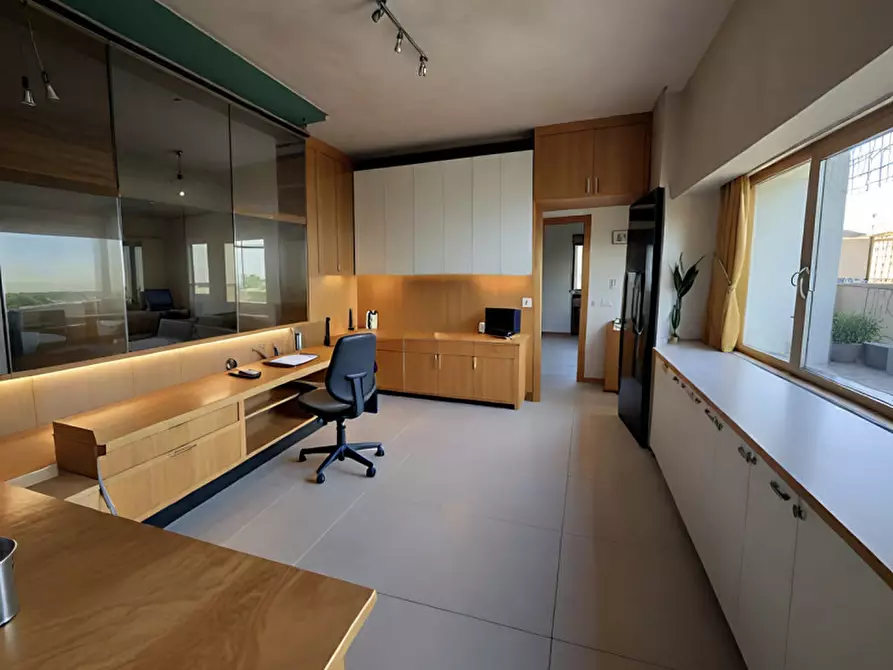 Immagine 5 di Ufficio in affitto  in Via Della Madonnina a Montebelluna