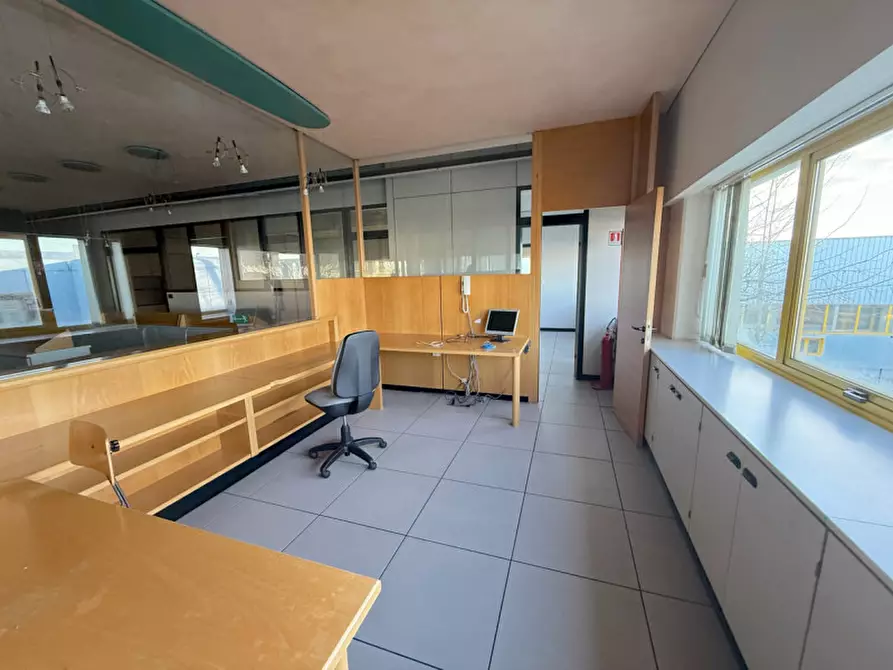 Immagine 7 di Ufficio in affitto  in Via Della Madonnina a Montebelluna