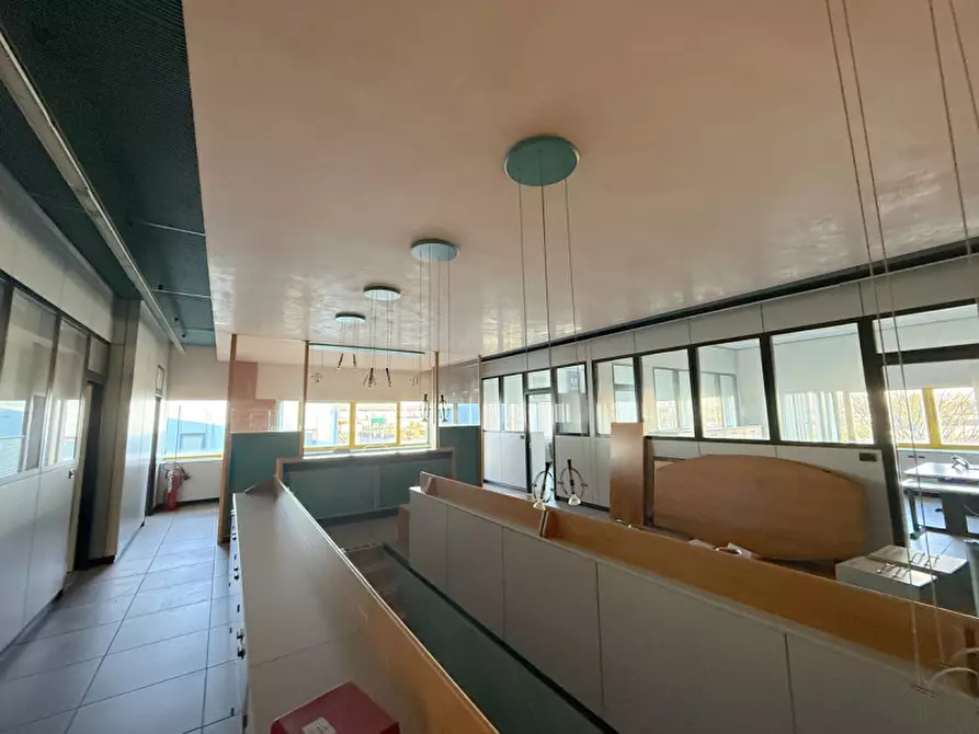 Immagine 24 di Ufficio in affitto  in Via Della Madonnina a Montebelluna