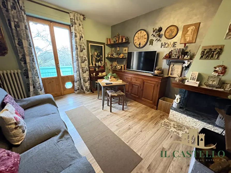 Immagine 1 di Appartamento in vendita  in VIA ROMA a Castiglione Del Lago