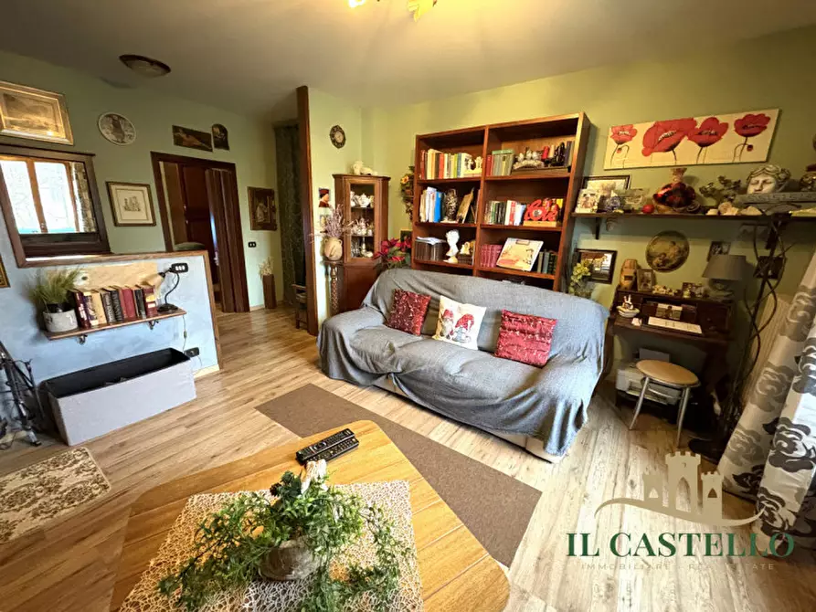 Immagine 2 di Appartamento in vendita  in VIA ROMA a Castiglione Del Lago