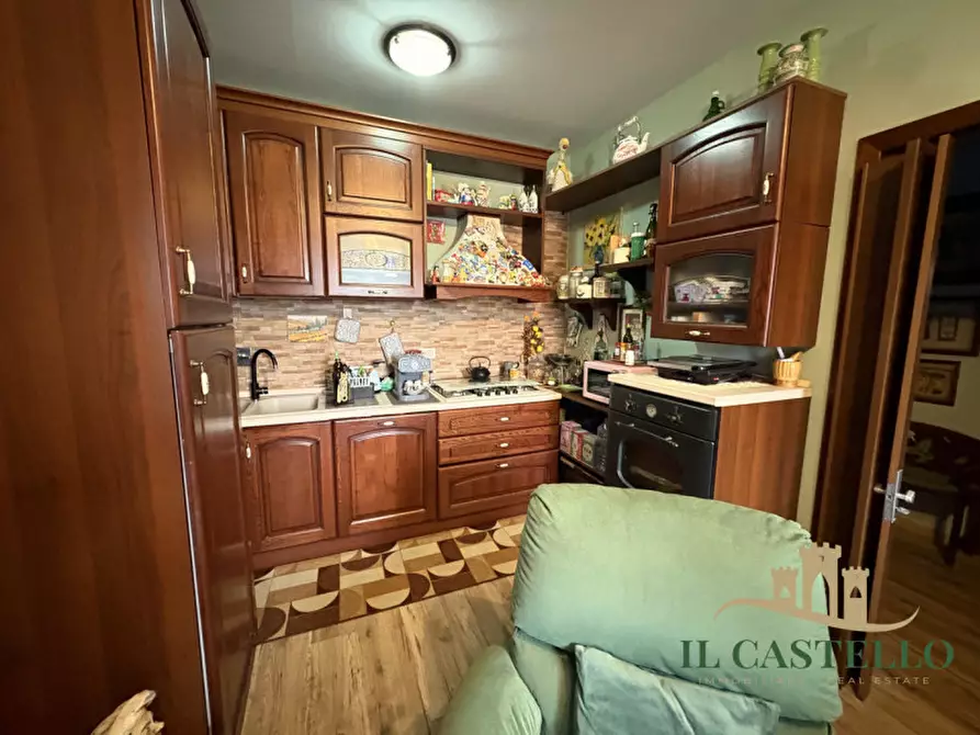 Immagine 5 di Appartamento in vendita  in VIA ROMA a Castiglione Del Lago