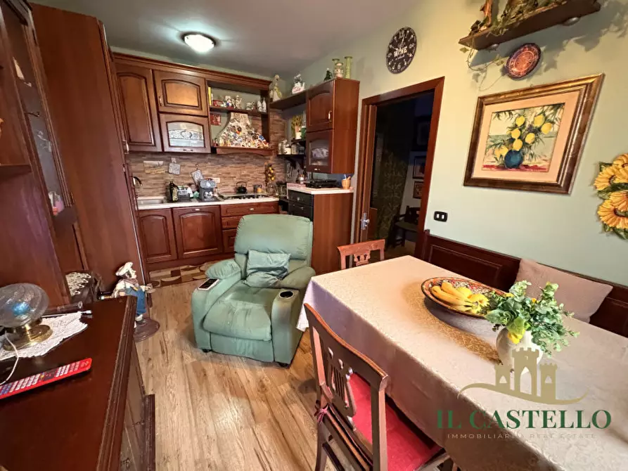 Immagine 8 di Appartamento in vendita  in VIA ROMA a Castiglione Del Lago