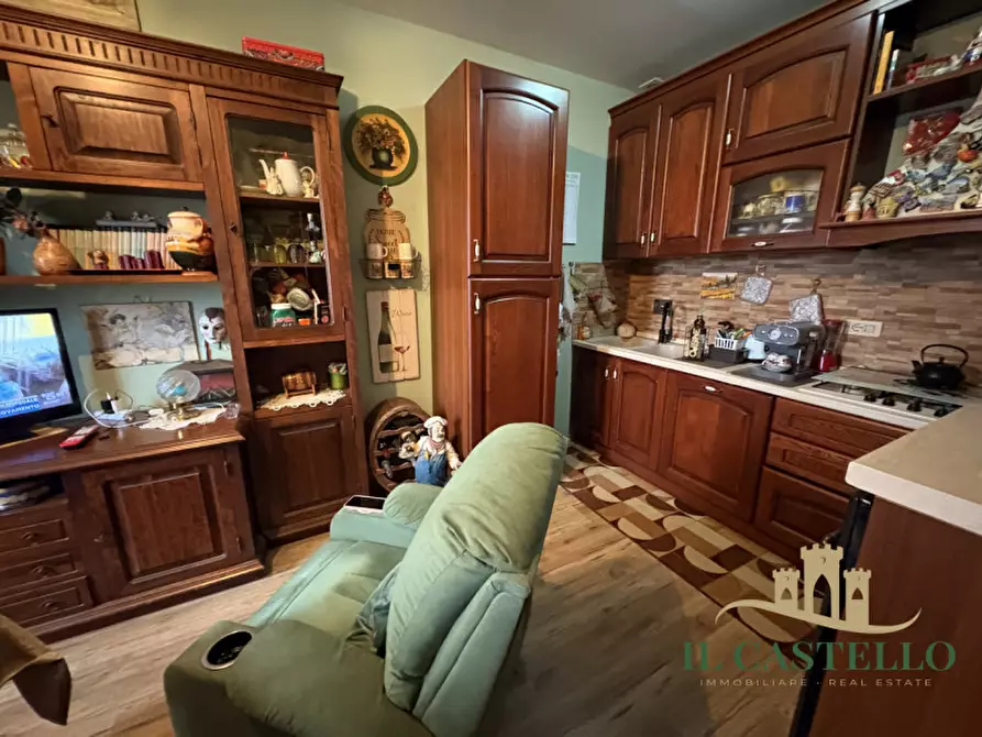 Immagine 9 di Appartamento in vendita  in VIA ROMA a Castiglione Del Lago