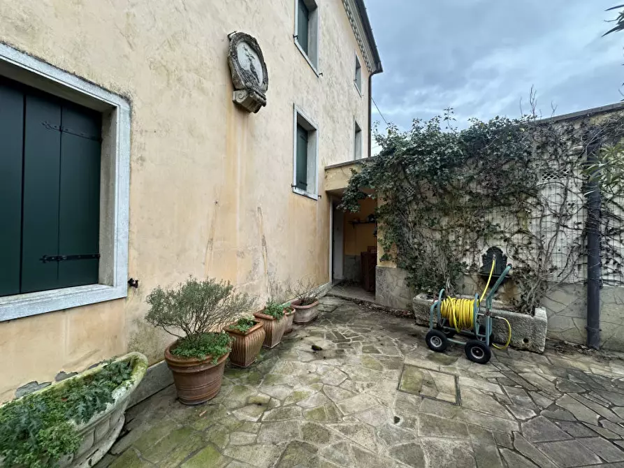 Immagine 21 di Villa in vendita  a Teolo