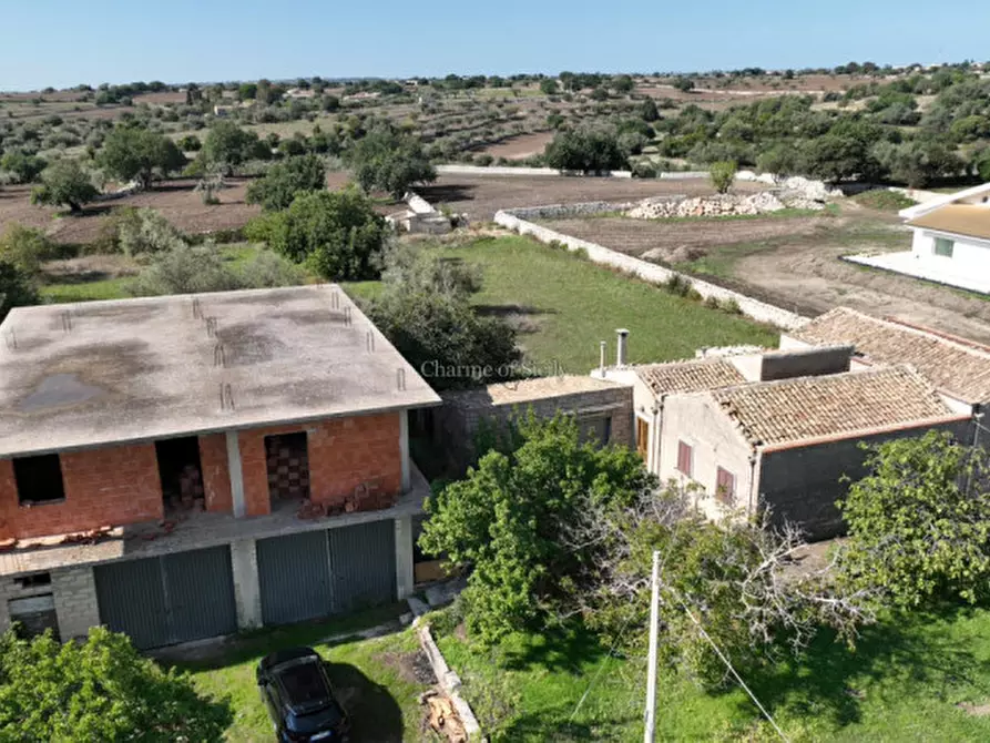 Immagine 18 di Casa indipendente in vendita  a Modica