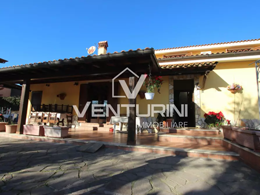 Immagine 27 di Villa in vendita  in Via Sacrofano Prima Porta a Roma