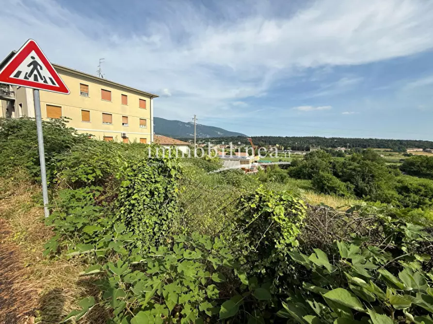Immagine 5 di Terreno in vendita  in Via Gardesana a Caprino Veronese
