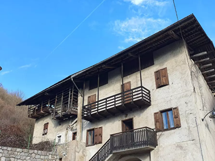 Immagine 3 di Casa indipendente in vendita  in Via 3 Novembre 1918 a Stenico