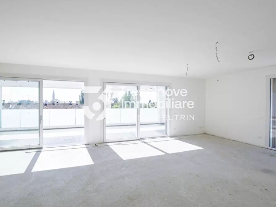 Immagine 11 di Attico in vendita  in Via San Pio X a Paese