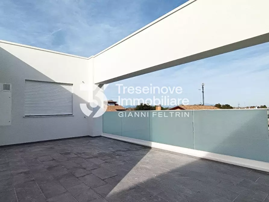 Immagine 25 di Attico in vendita  in Via San Pio X a Paese