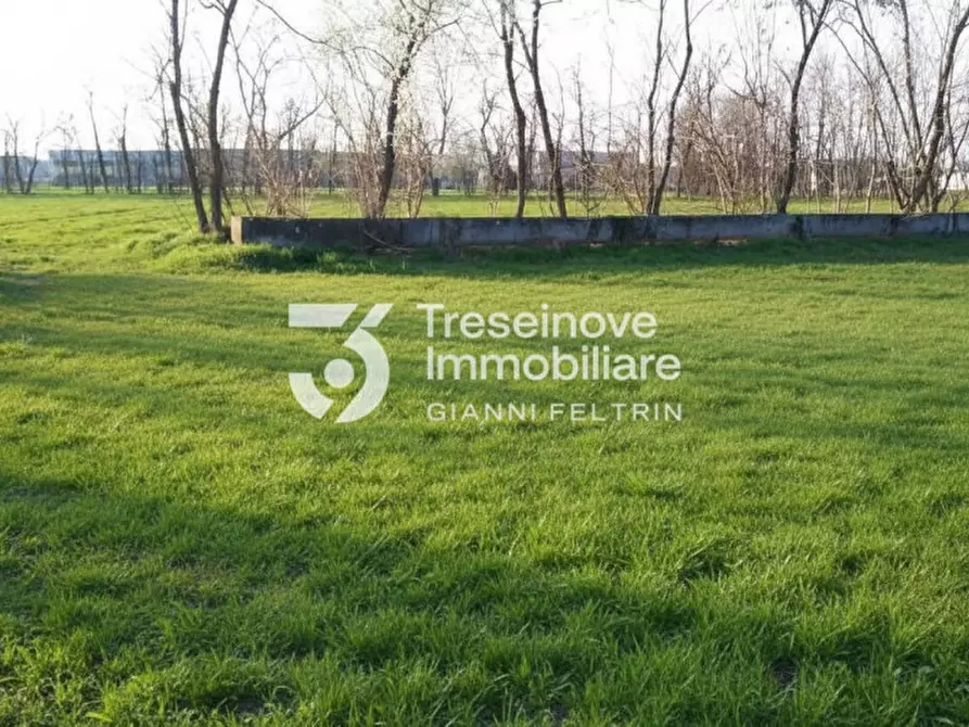 Immagine 5 di Terreno in vendita  in Via San Pio X a Paese