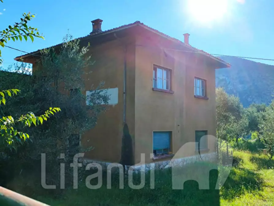 Immagine 6 di Rustico / casale in vendita  a Rivoli Veronese