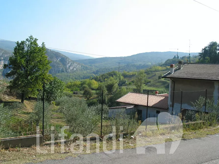Immagine 19 di Rustico / casale in vendita  a Rivoli Veronese