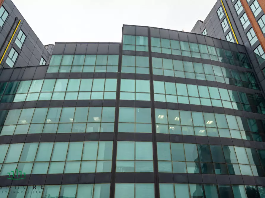 Immagine 1 di Ufficio in vendita  in VIA GUELFA a Bologna