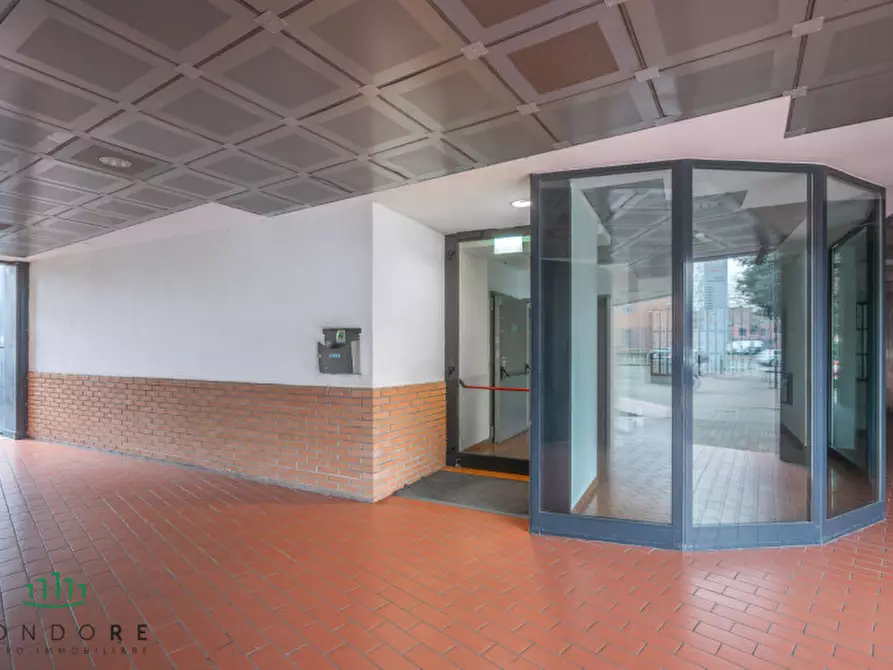 Immagine 9 di Ufficio in vendita  in VIA GUELFA a Bologna