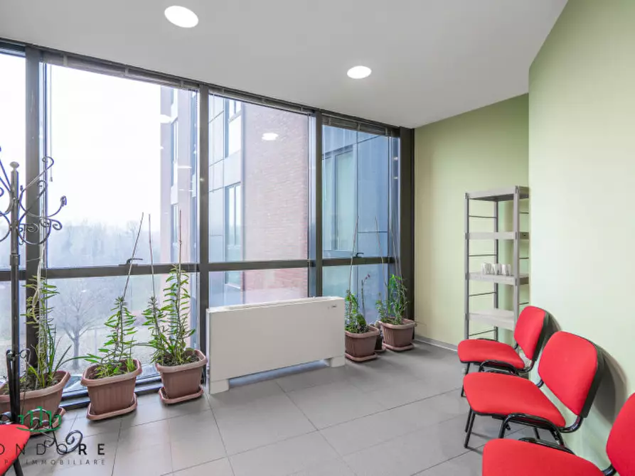 Immagine 15 di Ufficio in vendita  in VIA GUELFA a Bologna