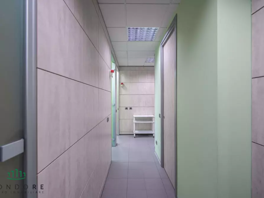 Immagine 20 di Ufficio in vendita  in VIA GUELFA a Bologna