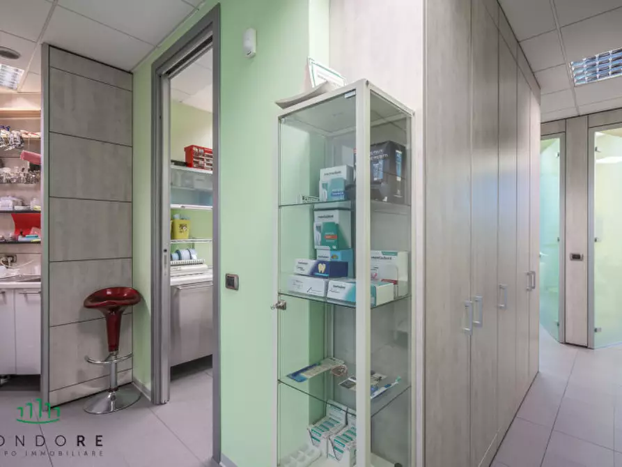 Immagine 38 di Ufficio in vendita  in VIA GUELFA a Bologna