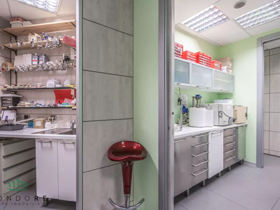 Immagine 39 di Ufficio in vendita  in VIA GUELFA a Bologna