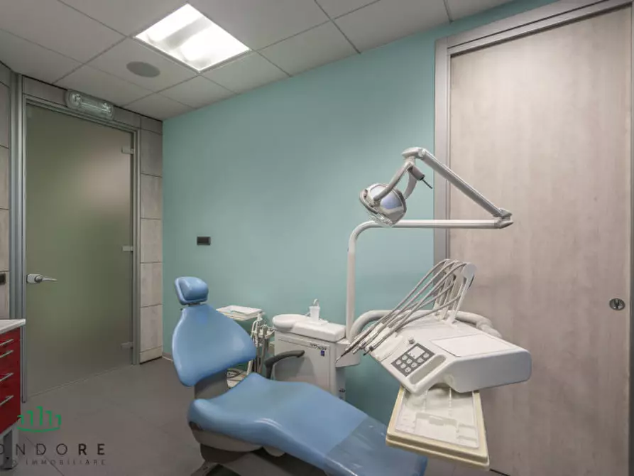 Immagine 42 di Ufficio in vendita  in VIA GUELFA a Bologna