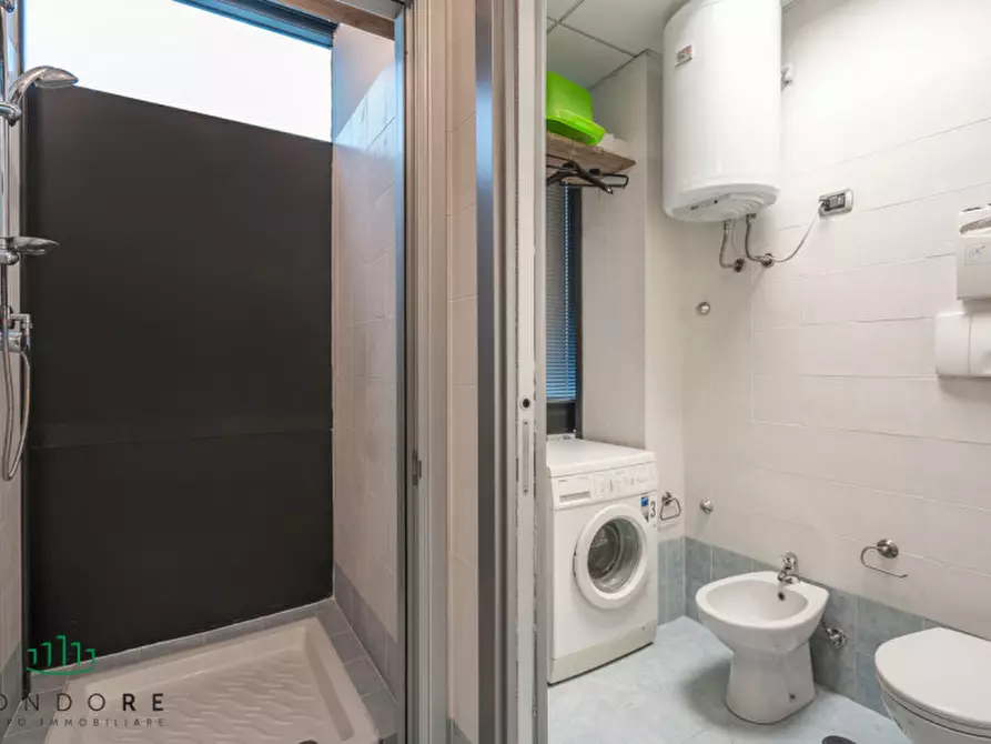 Immagine 55 di Ufficio in vendita  in VIA GUELFA a Bologna