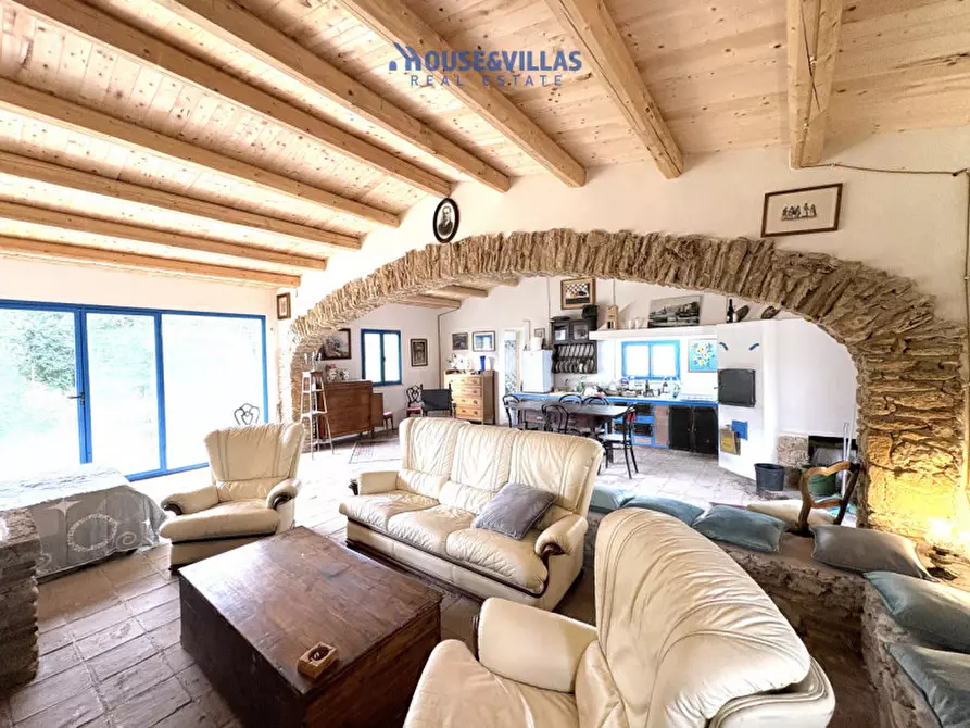 Immagine 33 di Villa in vendita  in contrada san marco a Noto