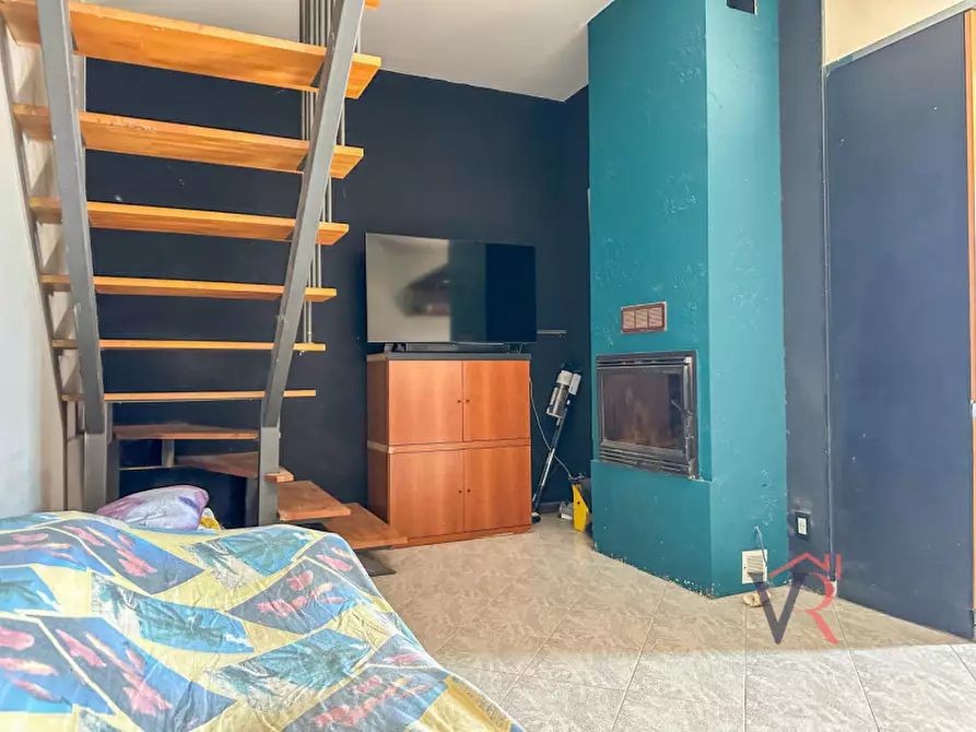 Immagine 7 di Appartamento in vendita  in via iv novembre a Castel Mella