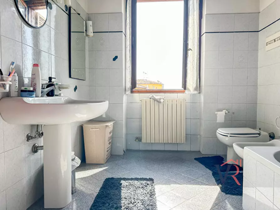 Immagine 18 di Appartamento in vendita  in via iv novembre a Castel Mella