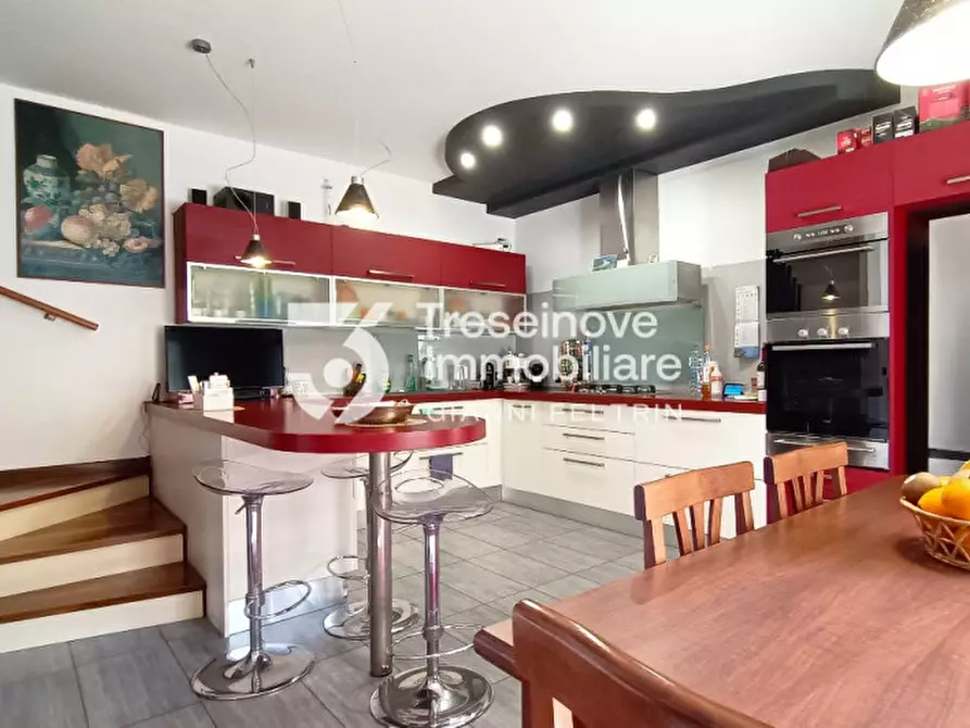 Immagine 8 di Villetta a schiera in vendita  in Viale Biasuzzi a Paese