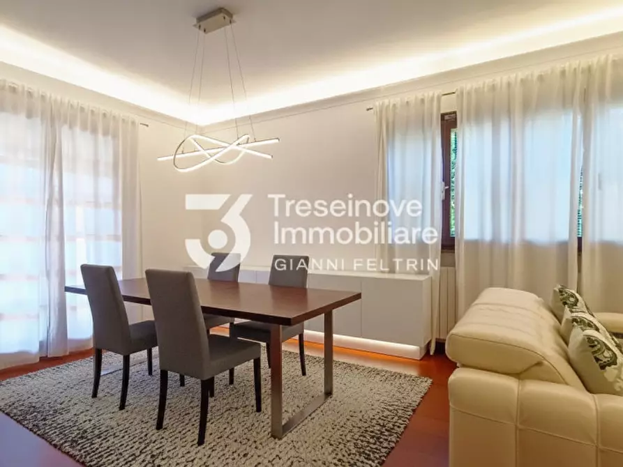 Immagine 3 di Casa indipendente in vendita  in Via Roma a Paese