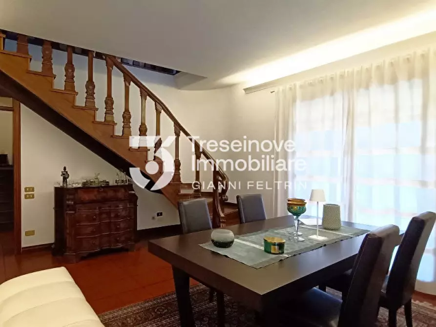 Immagine 4 di Casa indipendente in vendita  in Via Roma a Paese