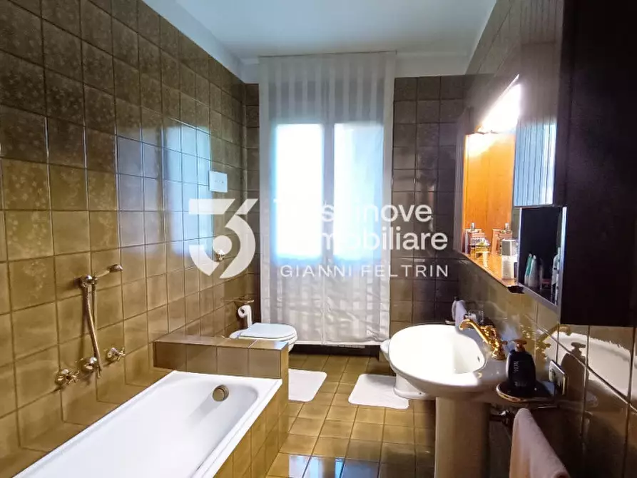 Immagine 15 di Casa indipendente in vendita  in Via Roma a Paese