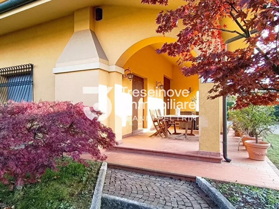 Immagine 18 di Casa indipendente in vendita  in Via Roma a Paese