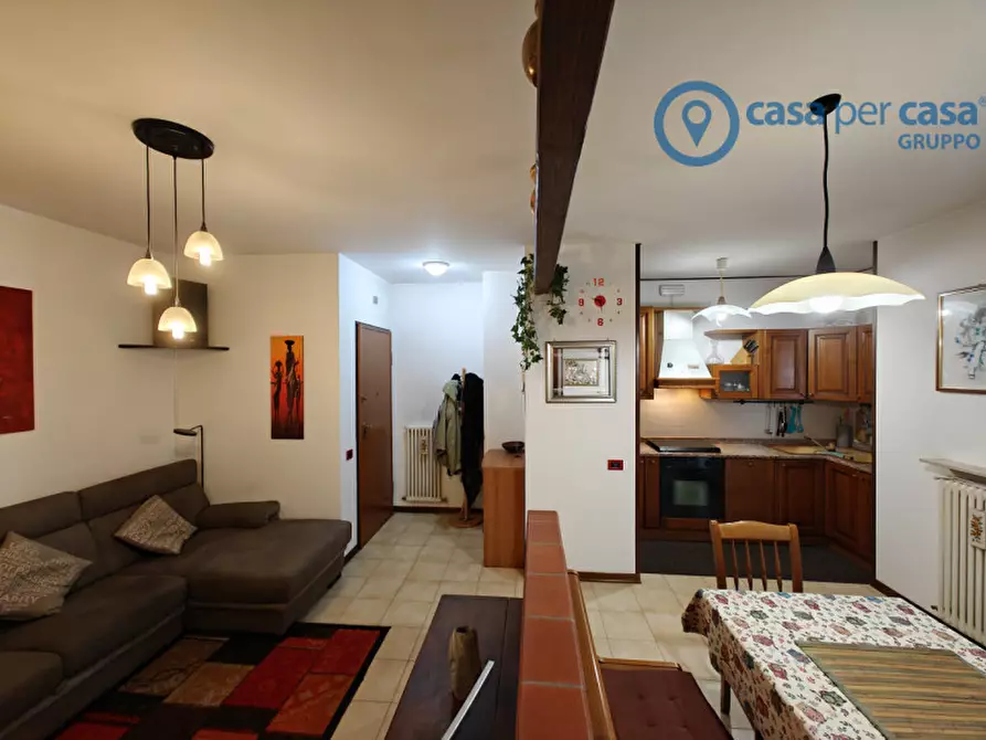 Immagine 1 di Appartamento in vendita  a Rovigo